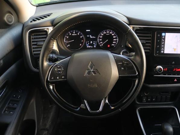 Mitsubishi Outlander III Рестайлинг 3 с пробегом 2020 года, цена 2 299 000 рублей, 71000 км, внедорожник, Автокод Объявления