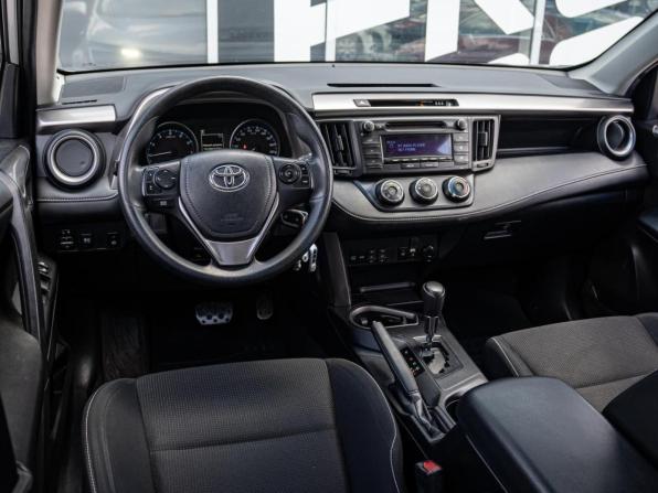 Toyota RAV4 IV (XA40) Рестайлинг с пробегом 2016 года, цена 2 430 000 рублей, 53951 км, внедорожник, Автокод Объявления