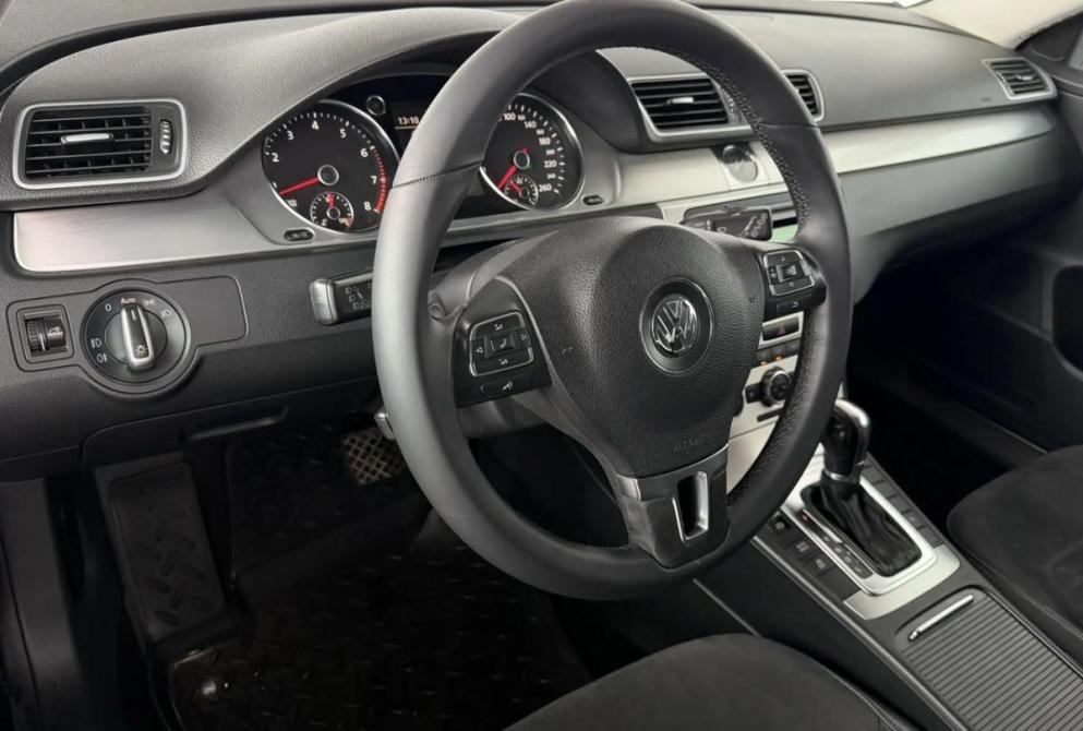 Volkswagen Passat B7 Киров  - изображение 17