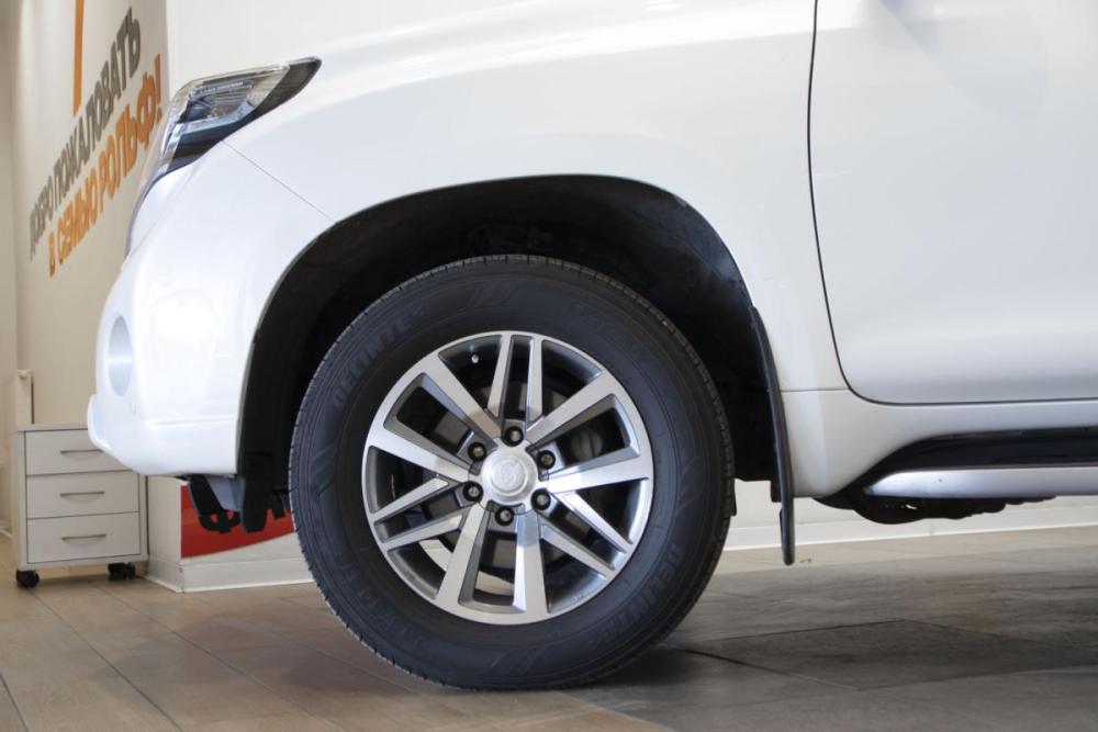 Toyota Land Cruiser Prado 150 Series Рестайлинг 1 Москва  - изображение 38