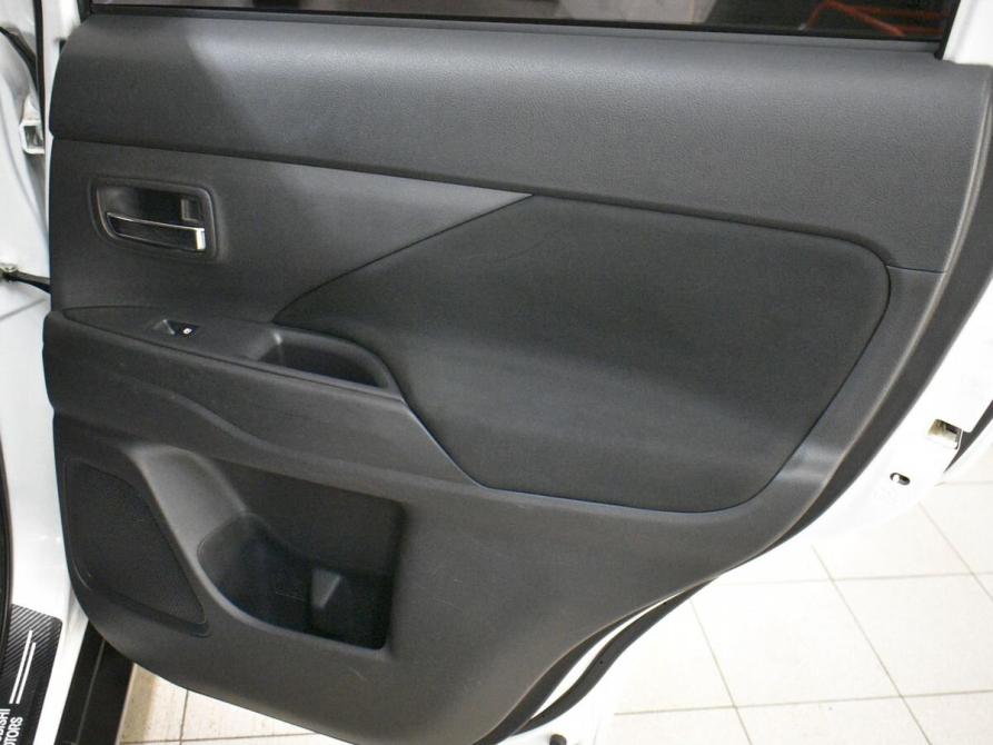 Mitsubishi Outlander III Рестайлинг 2 Мурманск  - изображение 12