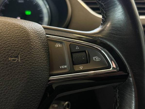 Skoda Octavia III (A7) Рестайлинг с пробегом 2019 года, цена 1 775 000 рублей, 115614 км, лифтбек, Автокод Объявления