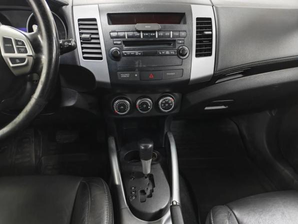 Mitsubishi Outlander II Рестайлинг с пробегом 2010 года, цена 899 000 рублей, 252800 км, внедорожник, Автокод Объявления