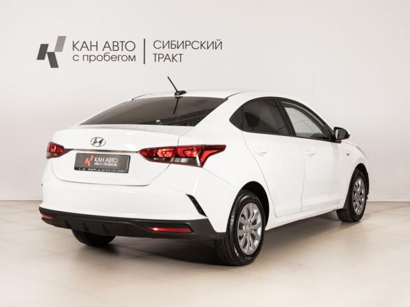 Hyundai Solaris II Рестайлинг с пробегом 2021 года, цена 1 186 900 рублей, 180000 км, седан, Автокод Объявления