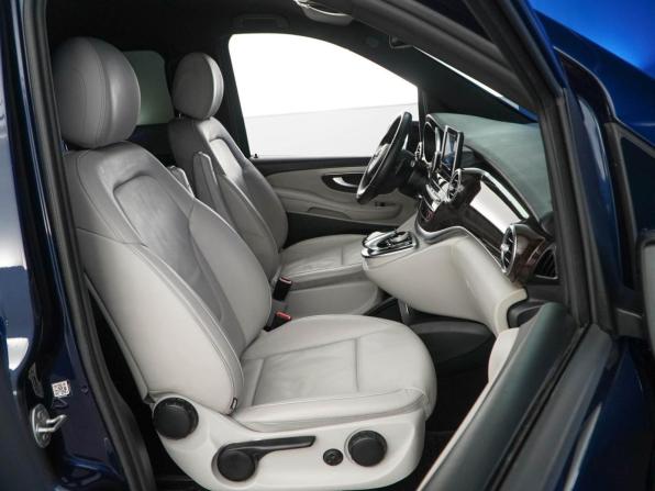 Mercedes-Benz V-Класс III (W447) Рестайлинг с пробегом 2019 года, цена 4 649 077 рублей, 114722 км, минивэн, Автокод Объявления