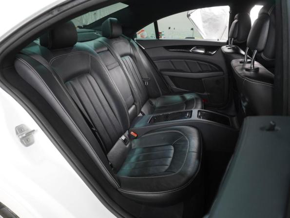 Mercedes-Benz CLS II (C218) Рестайлинг с пробегом 2015 года, цена 2 499 000 рублей, 338338 км, седан, Автокод Объявления
