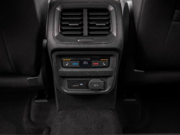 Volkswagen Tiguan II с пробегом 2018 года, цена 2 849 000 рублей, 106526 км, внедорожник, Автокод Объявления