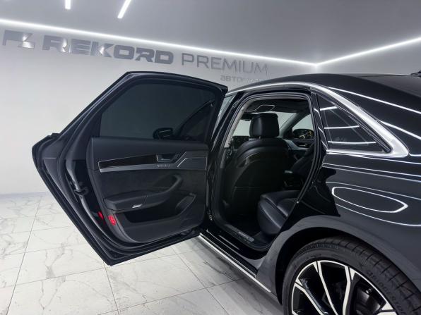 Audi A8 III (D4) Рестайлинг с пробегом 2016 года, цена 2 399 000 рублей, 172000 км, седан, Автокод Объявления