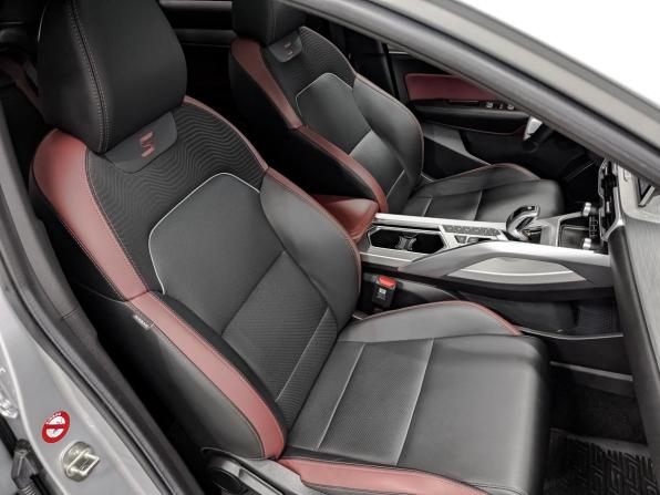 Geely Coolray I с пробегом 2021 года, цена 1 800 000 рублей, 38247 км, внедорожник, Автокод Объявления