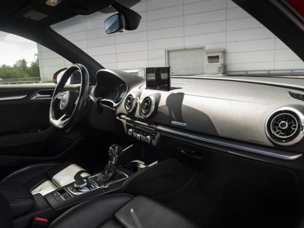 Audi A3 III (8V) Рестайлинг с пробегом 2019 года, цена 2 100 000 рублей, 76458 км, седан, Автокод Объявления