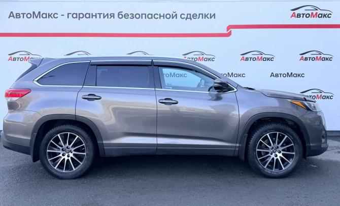 Toyota Highlander III (XU50) Рестайлинг с пробегом 2018 года, цена 3 190 000 рублей, 169524 км, внедорожник, Автокод Объявления