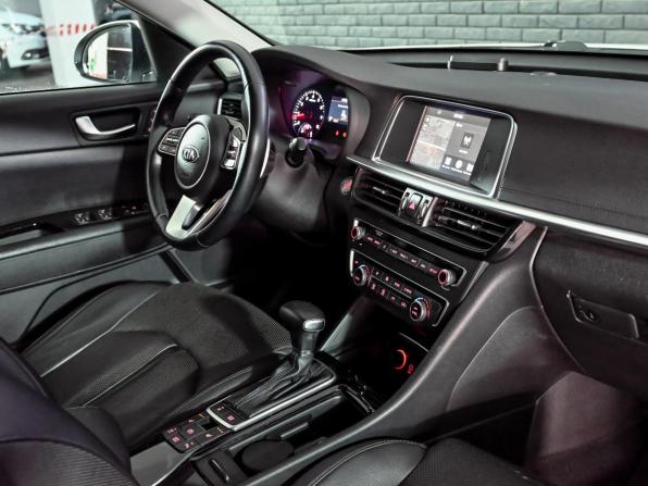 Kia Optima IV Рестайлинг с пробегом 2020 года, цена 2 560 000 рублей, 64066 км, седан, Автокод Объявления