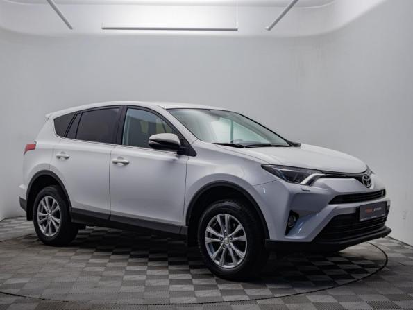 Toyota RAV4 IV (XA40) Рестайлинг с пробегом 2018 года, цена 2 345 000 рублей, 85000 км, внедорожник, Автокод Объявления