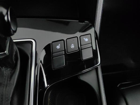 Kia Sportage V с пробегом 2022 года, цена 3 298 000 рублей, 90582 км, внедорожник, Автокод Объявления