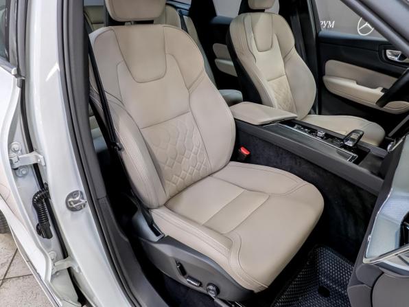 Volvo XC60 II Рестайлинг 2 с пробегом 2025 года, цена 5 695 000 рублей, 3800 км, внедорожник, Автокод Объявления