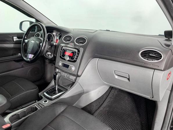 Ford Focus II Рестайлинг с пробегом 2011 года, цена 733 000 рублей, 123700 км, седан, Автокод Объявления