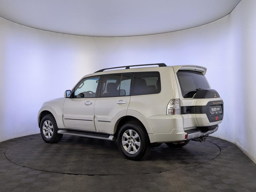 Mitsubishi Pajero IV Рестайлинг 2 Москва  - изображение 7
