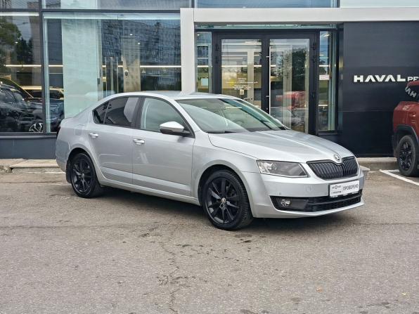Skoda Octavia III (A7) с пробегом 2015 года, цена 1 349 000 рублей, 130289 км, лифтбек, Автокод Объявления