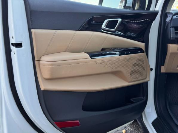 Kia Carnival IV с пробегом 2020 года, цена 3 600 000 рублей, 105000 км, минивэн, Автокод Объявления