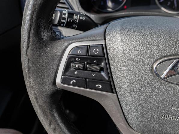 Hyundai Solaris II Рестайлинг с пробегом 2021 года, цена 1 465 000 рублей, 131255 км, седан, Автокод Объявления