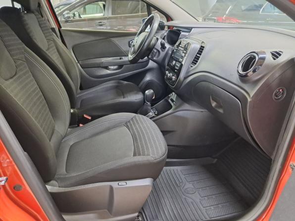 Renault Kaptur I с пробегом 2016 года, цена 1 660 000 рублей, 93590 км, внедорожник, Автокод Объявления