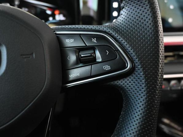 Geely Coolray I Рестайлинг с пробегом 2024 года, цена 2 049 000 рублей, 44699 км, внедорожник, Автокод Объявления
