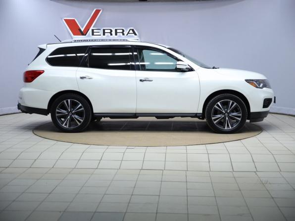 Nissan Pathfinder IV Рестайлинг с пробегом 2017 года, цена 1 890 000 рублей, 217029 км, внедорожник, Автокод Объявления