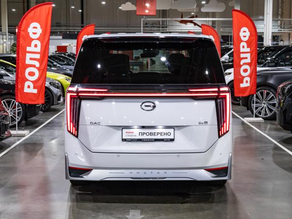 GAC M8 с пробегом 2023 года, цена 3 950 000 рублей, 37525 км, минивэн, Автокод Объявления