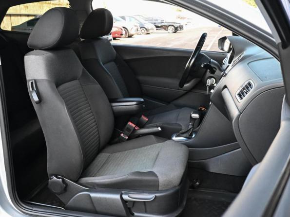 Volkswagen Polo V с пробегом 2010 года, цена 729 000 рублей, 292195 км, хэтчбек, Автокод Объявления
