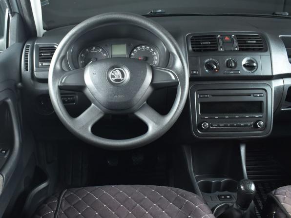 Skoda Fabia II Рестайлинг с пробегом 2013 года, цена 454 995 рублей, 20232 км, хэтчбек, Автокод Объявления