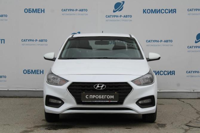Hyundai Solaris II с пробегом 2018 года, цена 1 050 000 рублей, 186000 км, седан, Автокод Объявления
