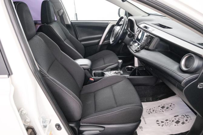 Toyota RAV4 IV (XA40) Рестайлинг с пробегом 2017 года, цена 3 189 000 рублей, 113500 км, внедорожник, Автокод Объявления