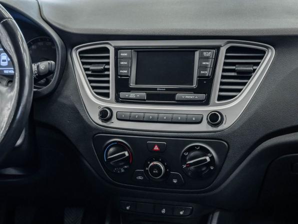Hyundai Solaris II Рестайлинг с пробегом 2020 года, цена 1 546 000 рублей, 78804 км, седан, Автокод Объявления