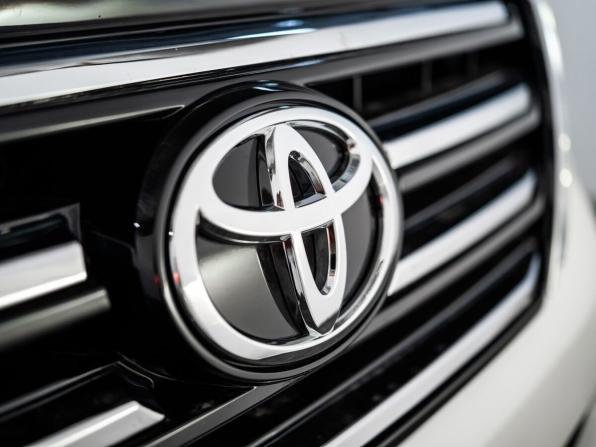 Toyota Land Cruiser Prado 150 Series Рестайлинг 1 с пробегом 2015 года, цена 3 690 500 рублей, 140677 км, внедорожник, Автокод Объявления