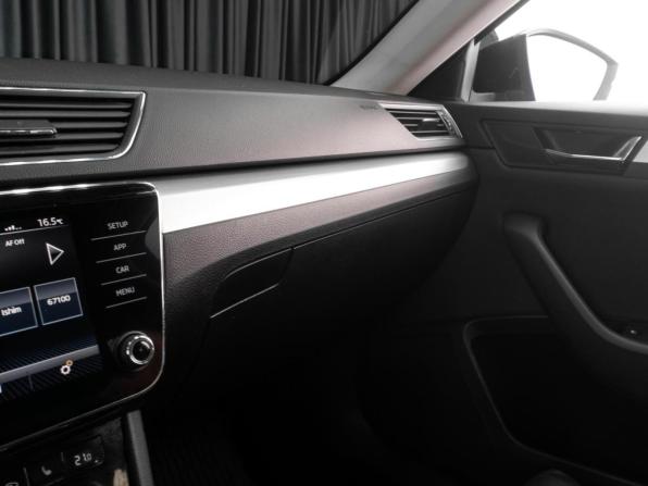 Skoda Superb III с пробегом 2018 года, цена 2 299 000 рублей, 232971 км, лифтбек, Автокод Объявления