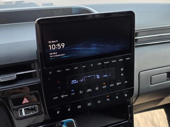 Hyundai Staria I с пробегом 2021 года, цена 3 998 000 рублей, 80005 км, минивэн, Автокод Объявления