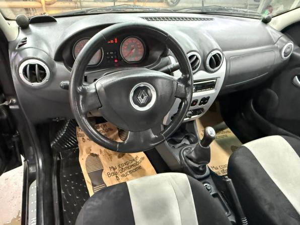 Renault Logan I Рестайлинг с пробегом 2010 года, цена 400 000 рублей, 178532 км, седан, Автокод Объявления