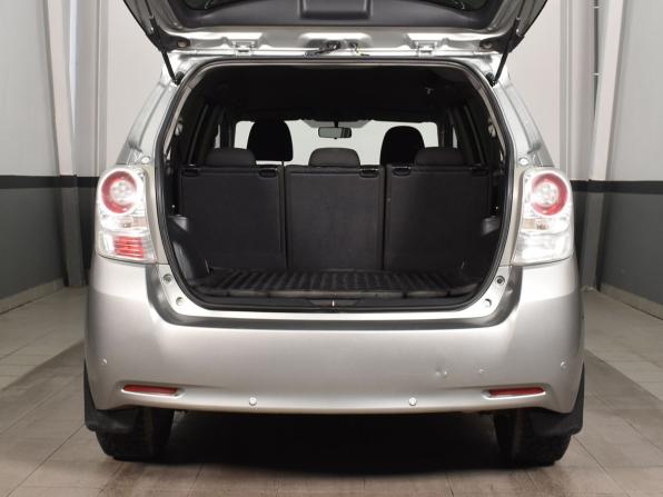 Toyota Verso I с пробегом 2012 года, цена 1 099 995 рублей, 262886 км, компактвэн, Автокод Объявления