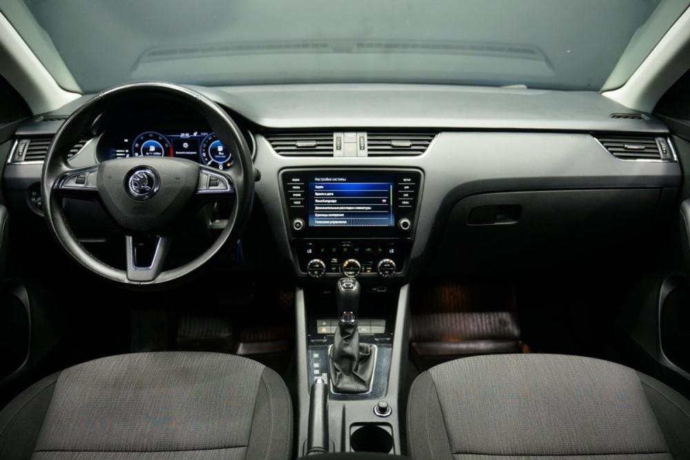 Skoda Octavia III (A7) Рестайлинг Крым  - изображение 18