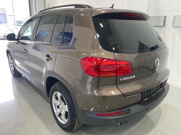 Volkswagen Tiguan I Рестайлинг с пробегом 2015 года, цена 1 745 000 рублей, 124915 км, внедорожник, Автокод Объявления