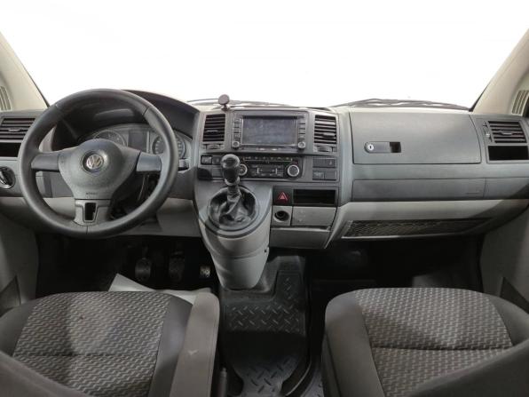 Volkswagen Caravelle T5 Рестайлинг с пробегом 2013 года, цена 1 820 000 рублей, 231960 км, минивэн, Автокод Объявления
