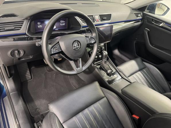 Skoda Superb III Рестайлинг с пробегом 2019 года, цена 3 499 800 рублей, 149718 км, универсал, Автокод Объявления
