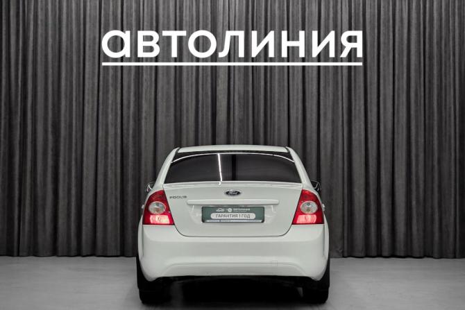Ford Focus II Рестайлинг с пробегом 2011 года, цена 575 000 рублей, 257962 км, седан, Автокод Объявления