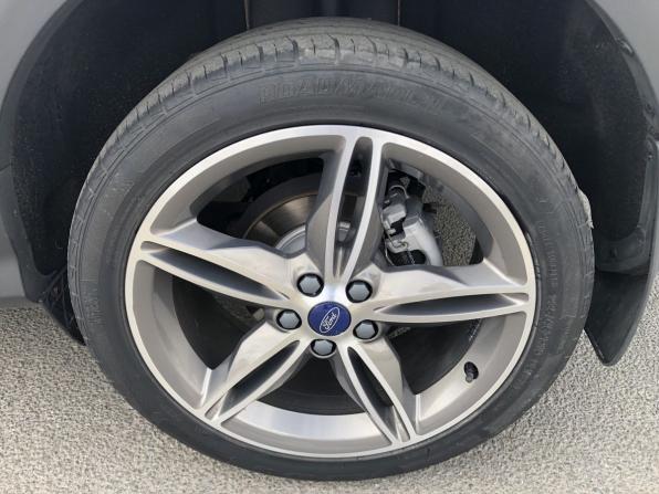 Ford Kuga II с пробегом 2013 года, цена 1 300 000 рублей, 180243 км, внедорожник, Автокод Объявления