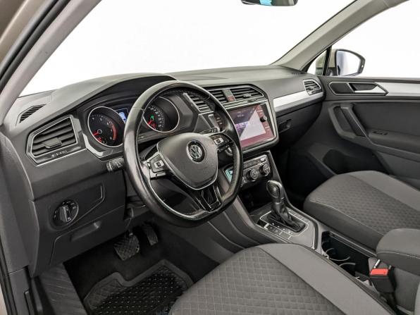 Volkswagen Tiguan II с пробегом 2017 года, цена 2 195 000 рублей, 74102 км, внедорожник, Автокод Объявления