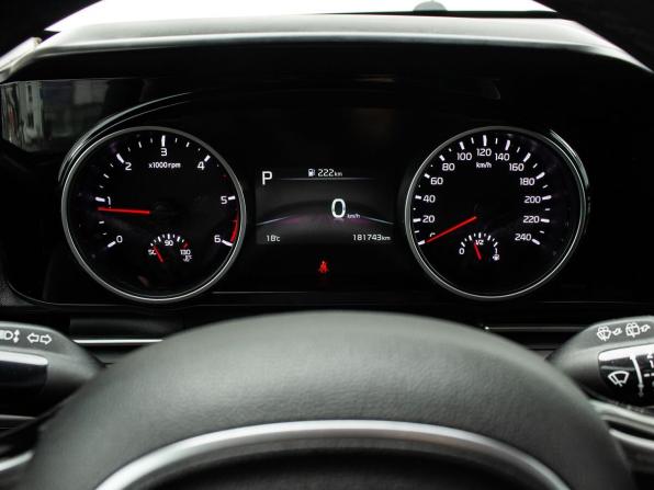 Kia Carnival IV с пробегом 2021 года, цена 3 450 000 рублей, 181743 км, минивэн, Автокод Объявления