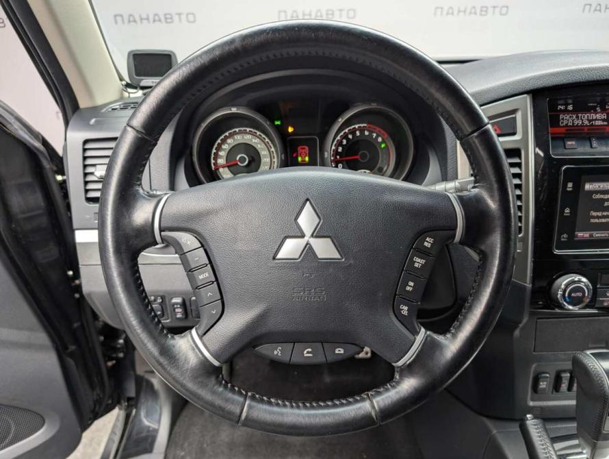 Mitsubishi Pajero IV Рестайлинг 2 Москва  - изображение 9