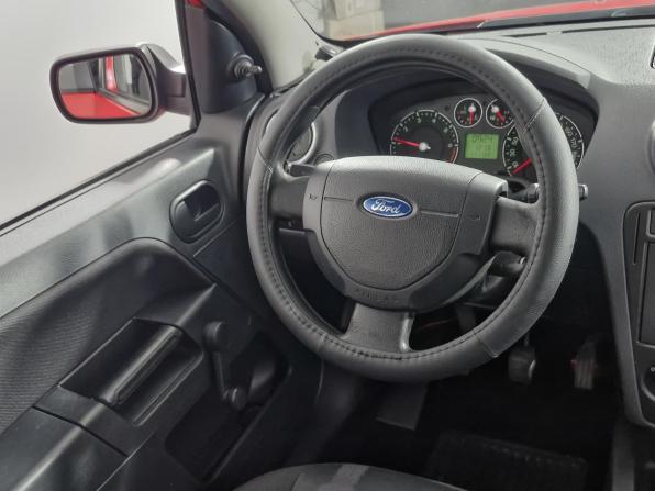 Ford Fusion I Рестайлинг с пробегом 2008 года, цена 299 000 рублей, 277722 км, хэтчбек, Автокод Объявления