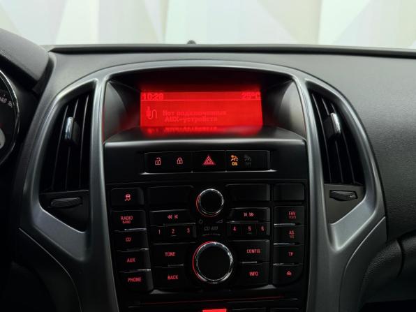 Opel Astra J Рестайлинг с пробегом 2013 года, цена 560 000 рублей, 220132 км, хэтчбек, Автокод Объявления
