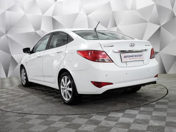 Hyundai Solaris I Рестайлинг с пробегом 2014 года, цена 844 000 рублей, 160000 км, седан, Автокод Объявления